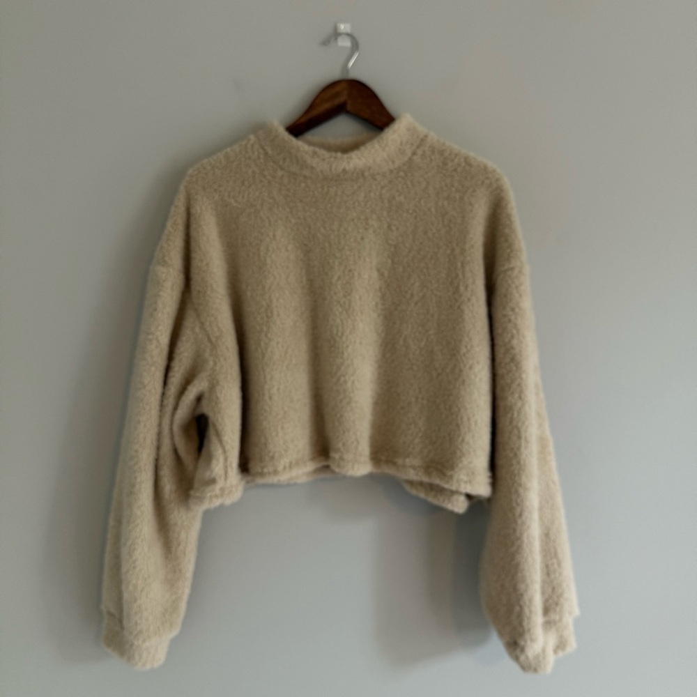 Cream Cropped Fleece Top - Picture 3 of 9